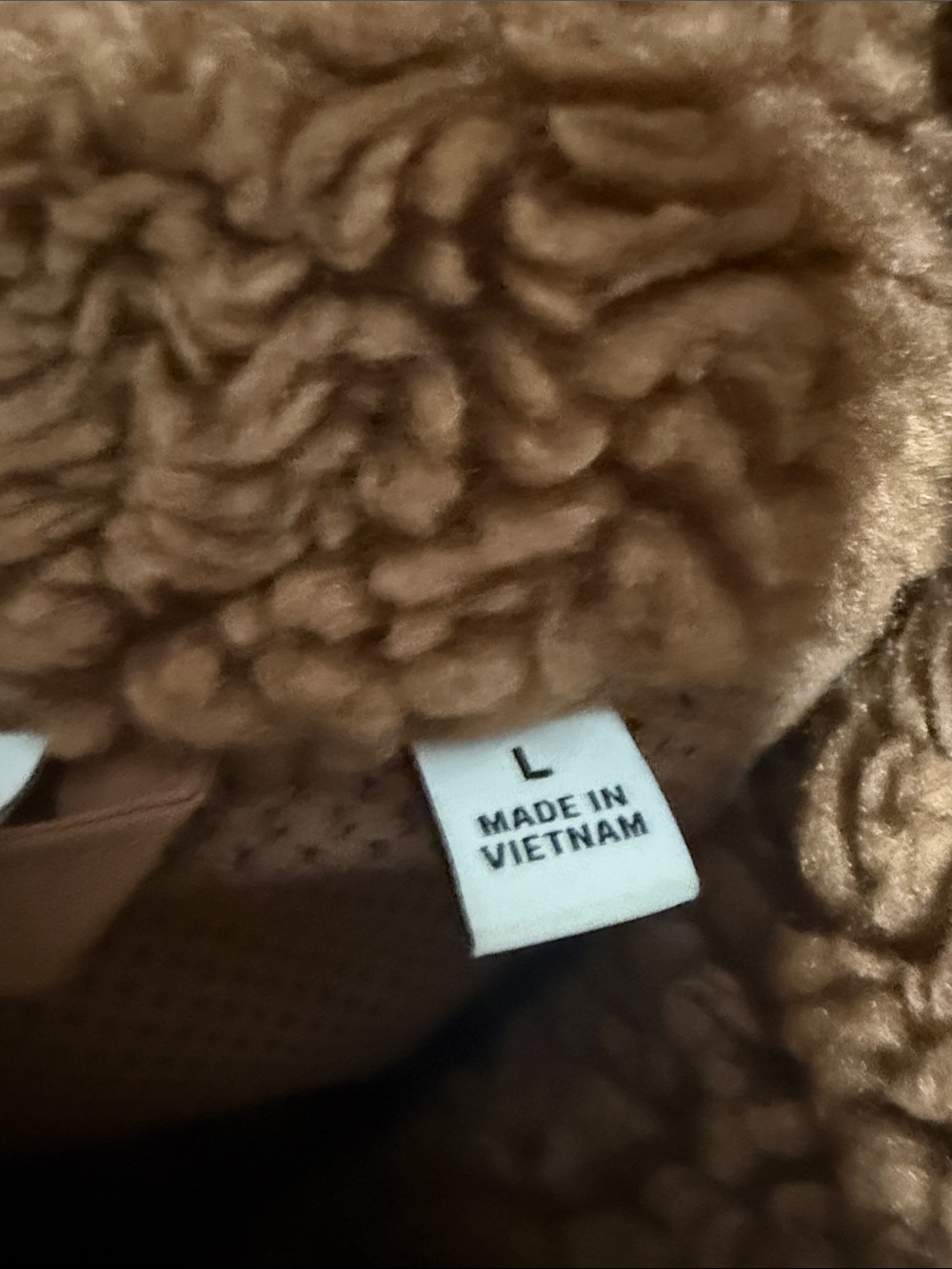 TNA Aritzia Teddy Polar Vest in Brown - Picture 4 of 10